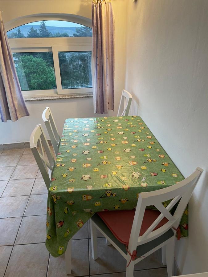 Diana Rooms And Apartments Starigrad Paklenica Exterior foto