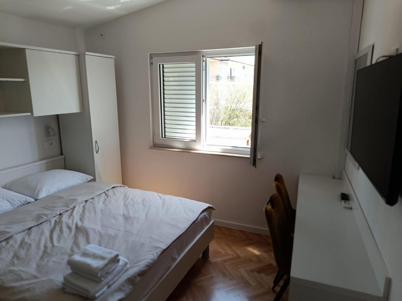 Diana Rooms And Apartments Starigrad Paklenica Quarto foto